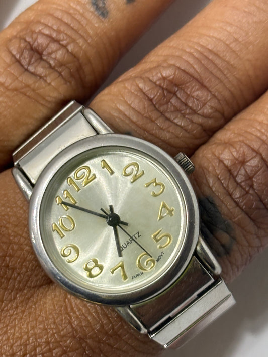 Quartz Silver Circular Face Ring